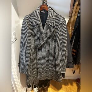 Men's AA Doppiaa Black & White Herringbone Wool Blend Double-Breasted Coat